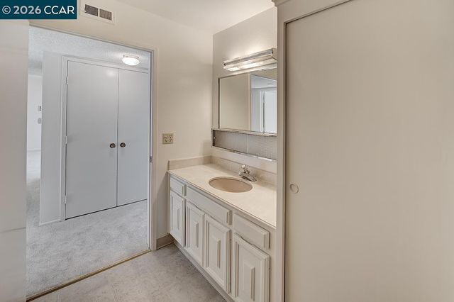 1641 Canyonwood Ct 3, Walnut Creek, CA 94595