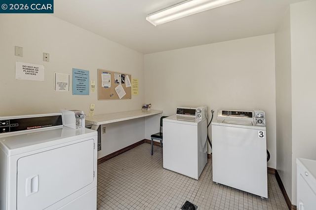 1641 Canyonwood Ct 3, Walnut Creek, CA 94595