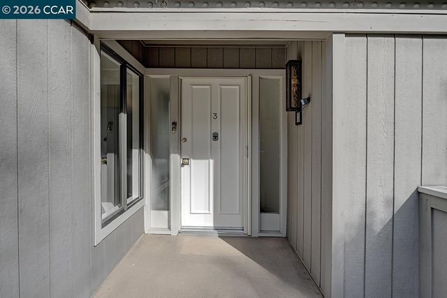 1641 Canyonwood Ct 3, Walnut Creek, CA 94595