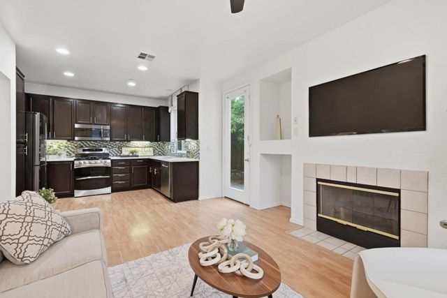 4040 Hemingway, Fremont, CA 94536