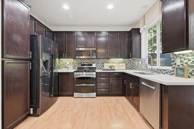 4040 Hemingway, Fremont, CA 94536
