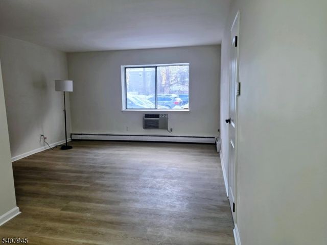 372 Valley St G2, South Orange Village Twp., NJ 07079