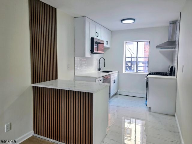 372 Valley St G2, South Orange Village Twp., NJ 07079