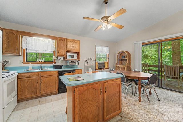 168 Grizzly Ridge, Sylva, NC 28779