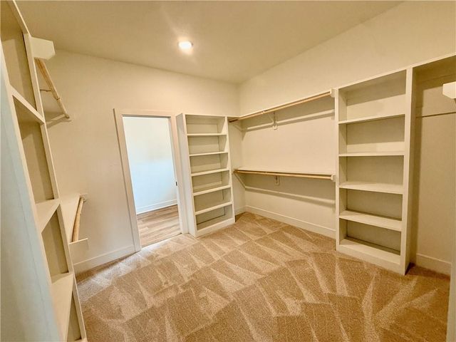 3116 SW Summit View Trail, Lee's Summit, MO 64082