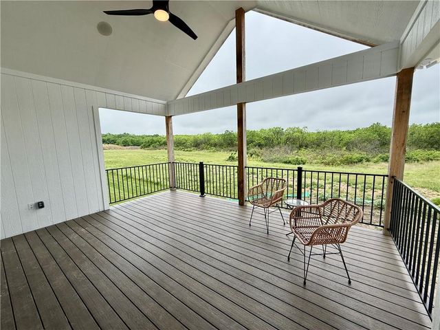 3116 SW Summit View Trail, Lee's Summit, MO 64082