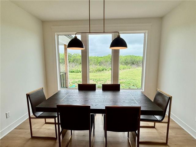 3116 SW Summit View Trail, Lee's Summit, MO 64082