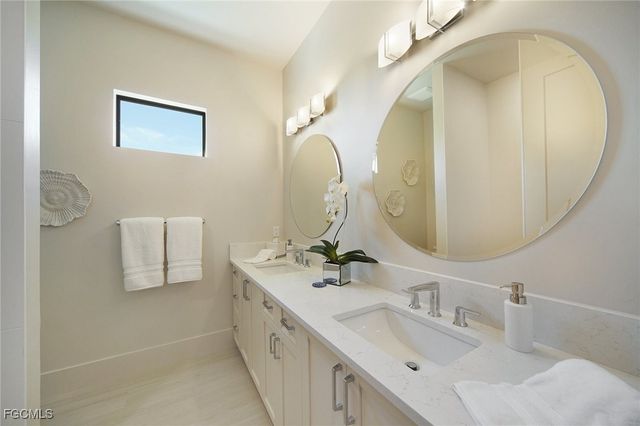 2523 Beach PKWY W, Cape Coral, FL 33914