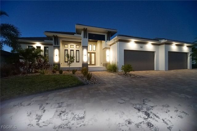 2523 Beach PKWY W, Cape Coral, FL 33914