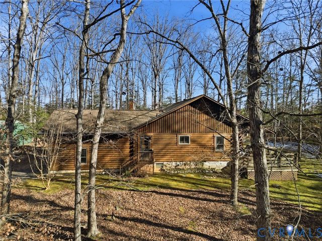 17172 English Walnut Rd, Beaverdam, VA 23015