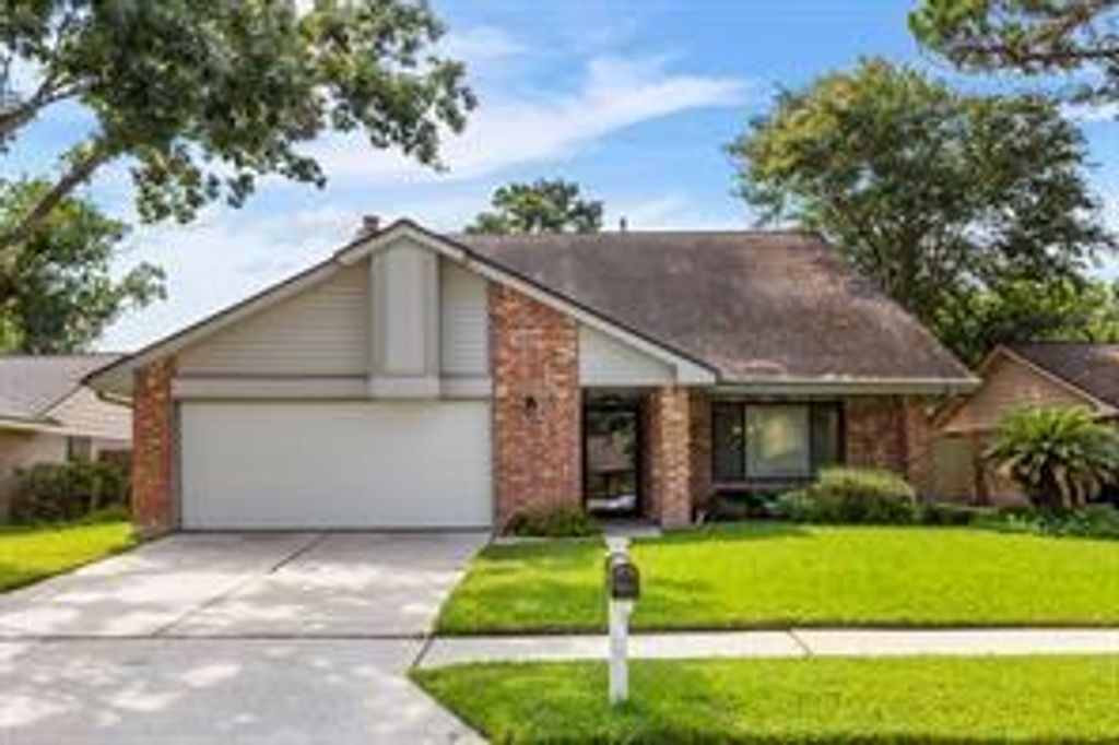 9119 Elk Bend Drive, Spring, TX 77379