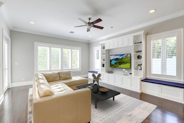 425 NE 11th Avenue, Fort Lauderdale, FL 33301
