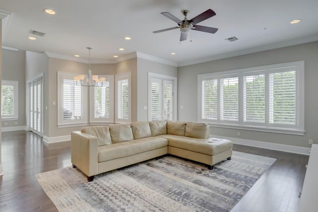 425 NE 11th Avenue, Fort Lauderdale, FL 33301