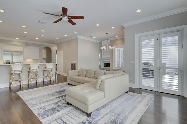 425 NE 11th Avenue, Fort Lauderdale, FL 33301