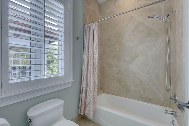 425 NE 11th Avenue, Fort Lauderdale, FL 33301