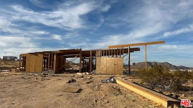 250 Ducor Avenue, Yucca Valley, CA 92284