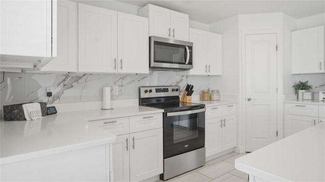 16 ALICANTE COURT, Kissimmee, FL 34758
