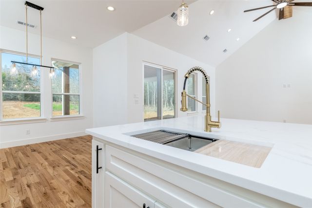 948 County Road 414, Cleburne, TX 76031