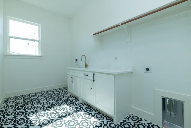 948 County Road 414, Cleburne, TX 76031