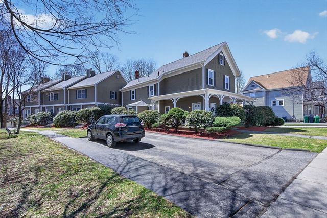 58 River St 58, Newton, MA 02465