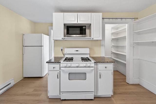 58 River St 58, Newton, MA 02465