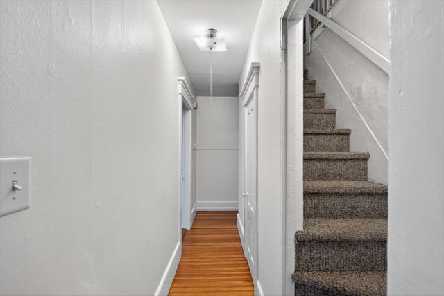 58 River St 58, Newton, MA 02465