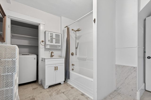 58 River St 58, Newton, MA 02465