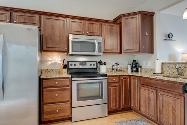 1037 Capital Funds Ct, Nashville, TN 37217