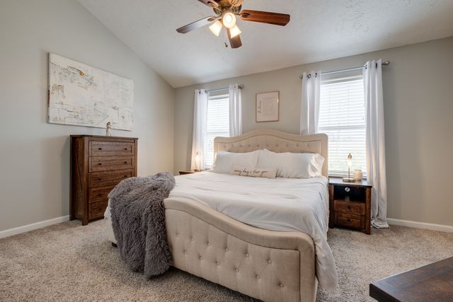 1037 Capital Funds Ct, Nashville, TN 37217