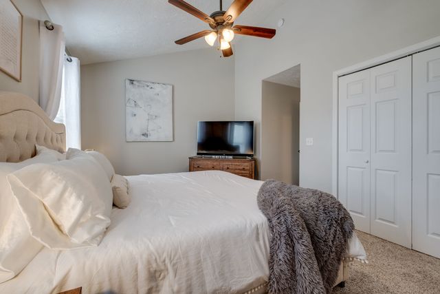 1037 Capital Funds Ct, Nashville, TN 37217