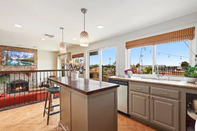 25502 Sawmill Lane, Lake Forest, CA 92630