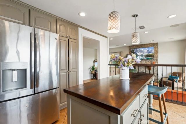 25502 Sawmill Lane, Lake Forest, CA 92630