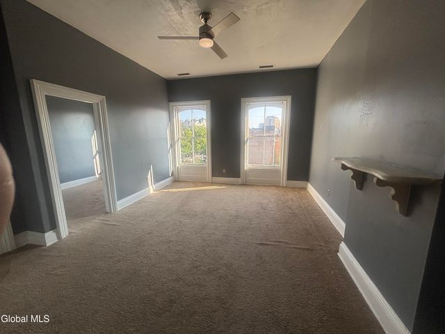 17 Ash Grove Place 4, Albany, NY 12202