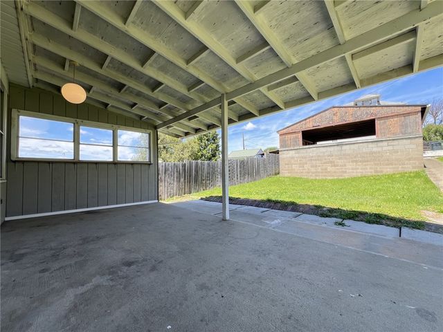 131 E Askren St, Uniontown, PA 15401