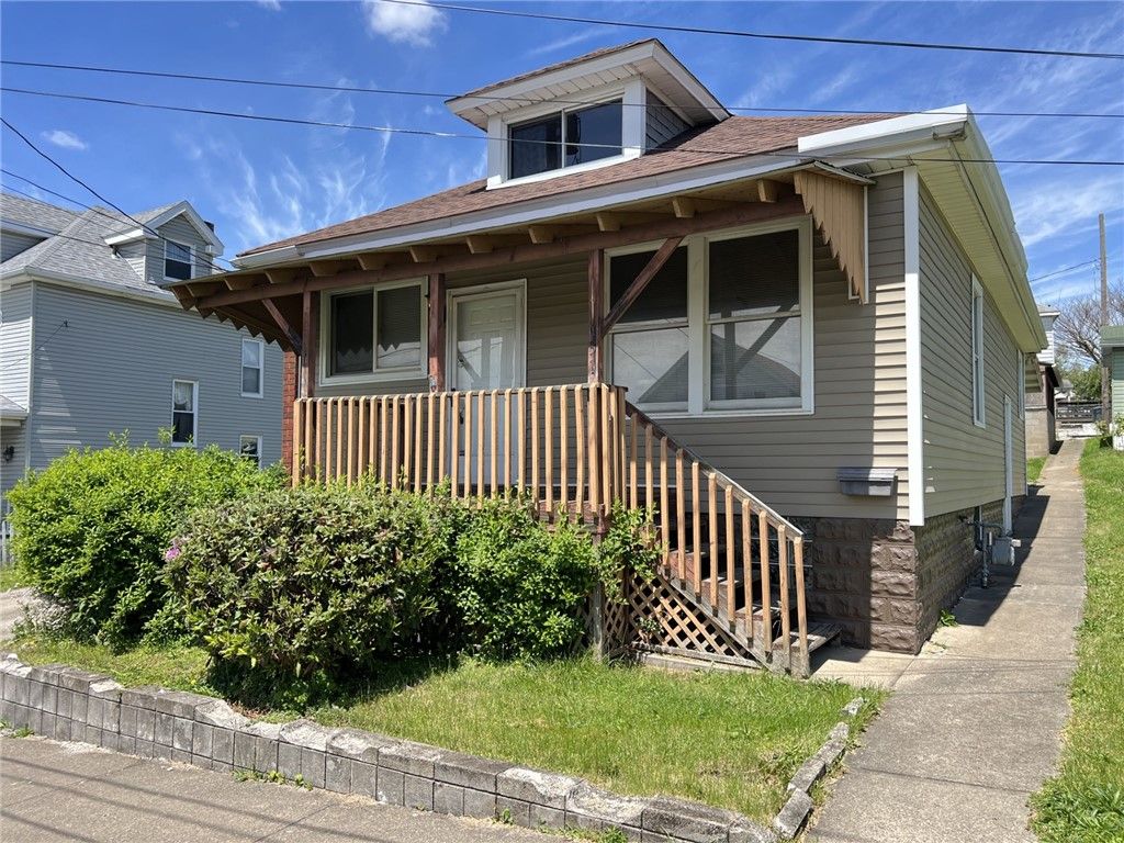 131 E Askren St, Uniontown, PA 15401