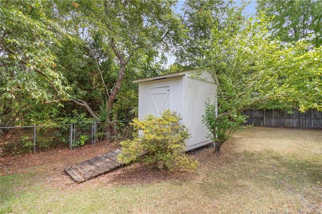 955 Pepperwood Drive, Fayetteville, NC 28311