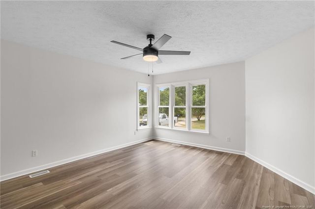 955 Pepperwood Drive, Fayetteville, NC 28311