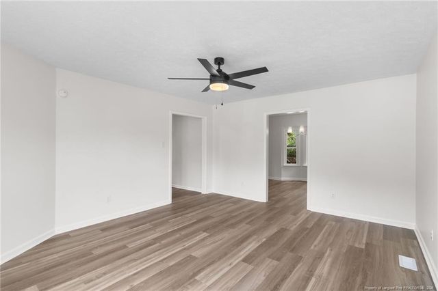 955 Pepperwood Drive, Fayetteville, NC 28311