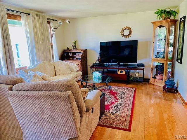 223 Loma Avenue, Syracuse, NY 13208