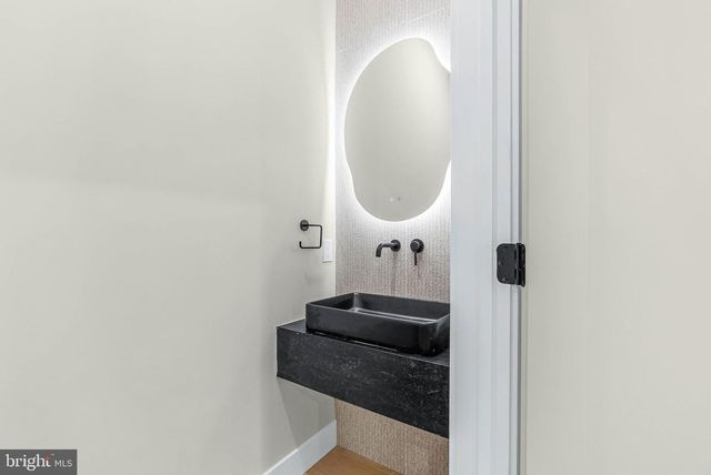 210 KALOS ST, Philadelphia, PA 19128