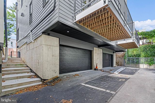 210 KALOS ST, Philadelphia, PA 19128