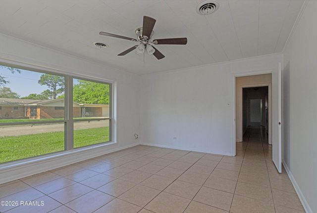 801 Vicnaire Street, New Iberia, LA 70563