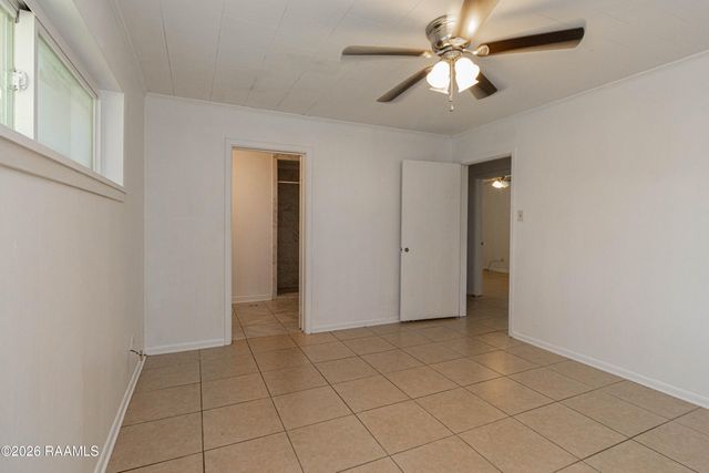 801 Vicnaire Street, New Iberia, LA 70563