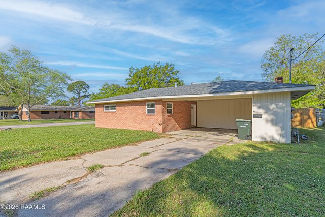801 Vicnaire Street, New Iberia, LA 70563