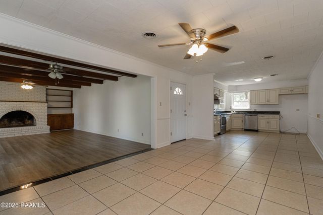 801 Vicnaire Street, New Iberia, LA 70563