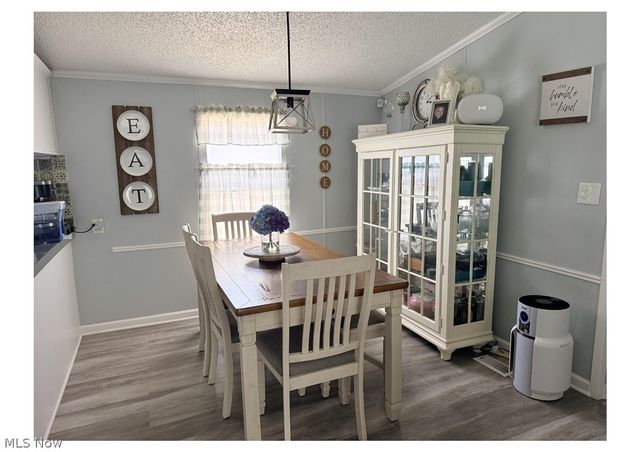 27216 Cook Rd 10, Olmsted Falls, OH 44138