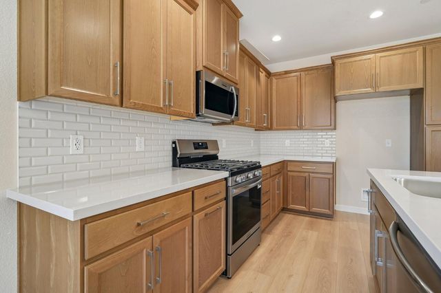 3955 Aura Way, Rancho Cordova, CA 95742