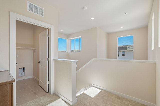 3955 Aura Way, Rancho Cordova, CA 95742