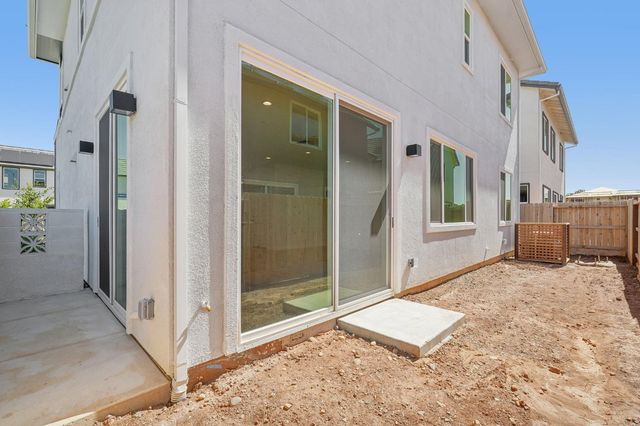 3955 Aura Way, Rancho Cordova, CA 95742