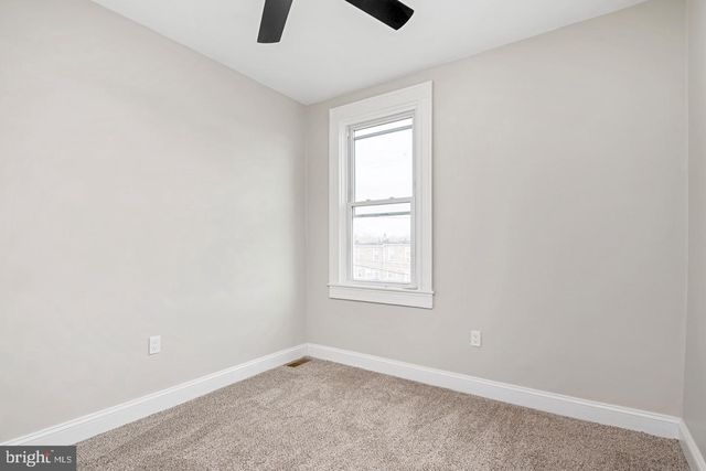 2828 LAKE AVE, Baltimore, MD 21213